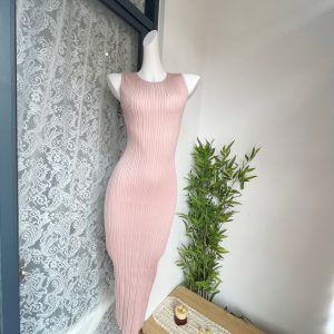 Slim Fit Sleeveless Knit Midi Dress in Nude Pink