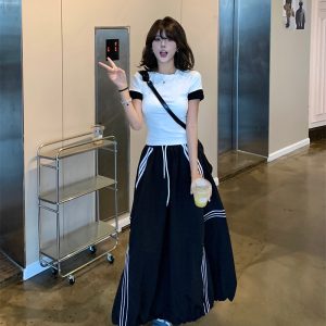 Women's Black and White Short Sleeve Two-Piece Skirt Set with Patchwork Design