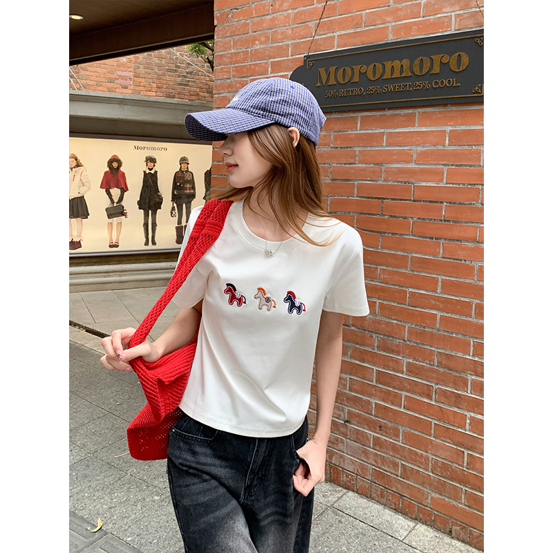Women's Embroidered Pony Crew Neck Short Sleeve T-Shirt 2026 Summer Casual Loose Fit Top - Image 2