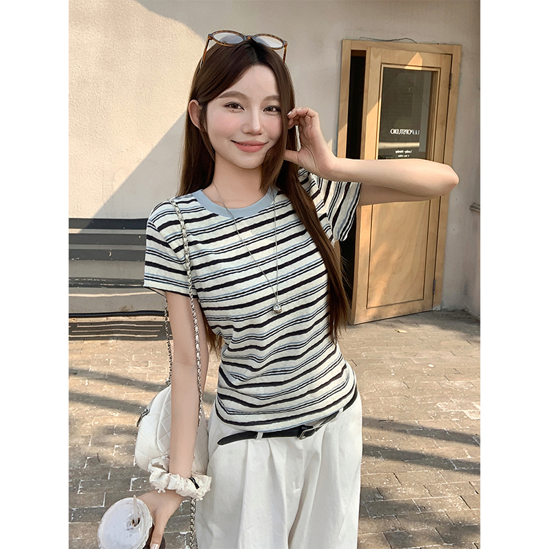 Korean Contrast Color Striped Short Sleeve T-Shirt for Women 2026 Summer New Unique Niche Versatile Pullover Top